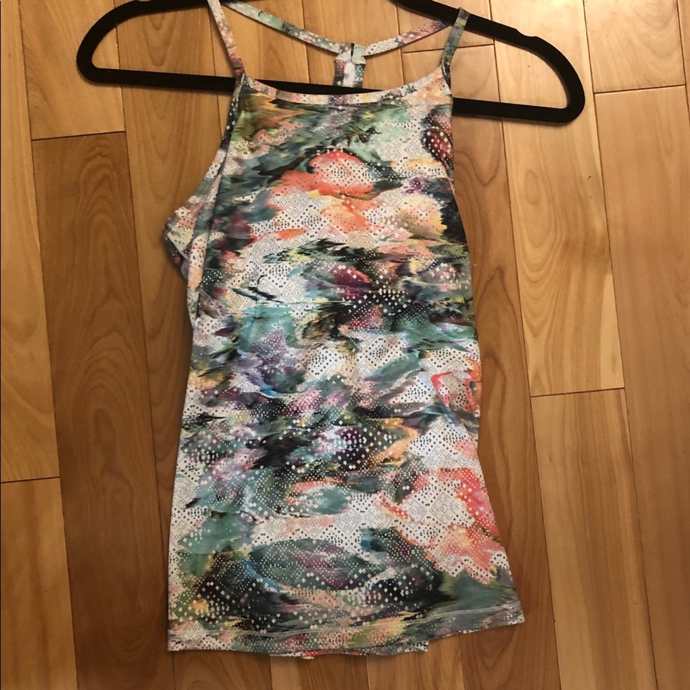 Prana active top